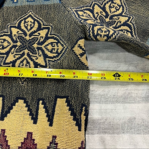 Vintage Oakridge Sz M Tapestry Coat Jacket Boho Festival Wood Button Pockets EUC - Picture 9 of 10